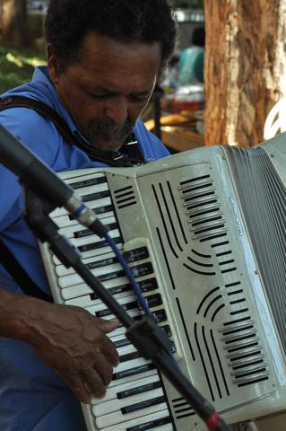 Música na feira (2) display
